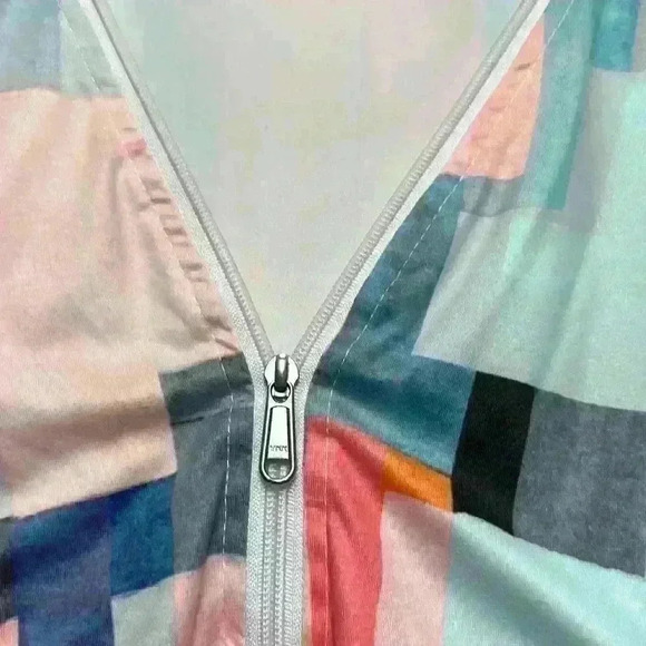 Pixie Lady XL zipper V neck top short sleeve Item # 1O - Picture 2 of 5